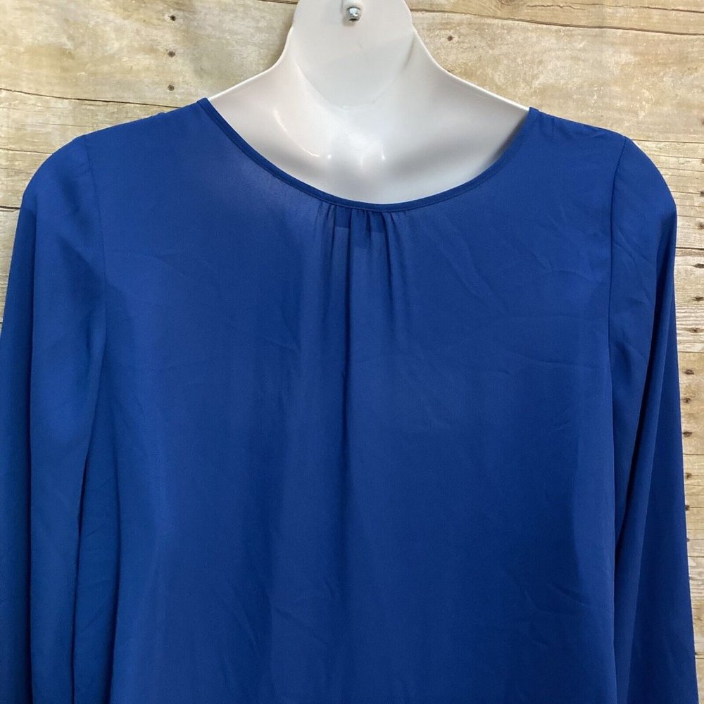 Avenue Size 18 20 Popover Blouse Blue Semi Sheer Keyhole Neck Silver Oval Accent - Picture 8 of 9